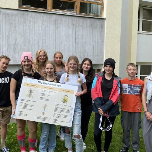 DAMIT ES WIEDER BRUMMT UND SUMMT