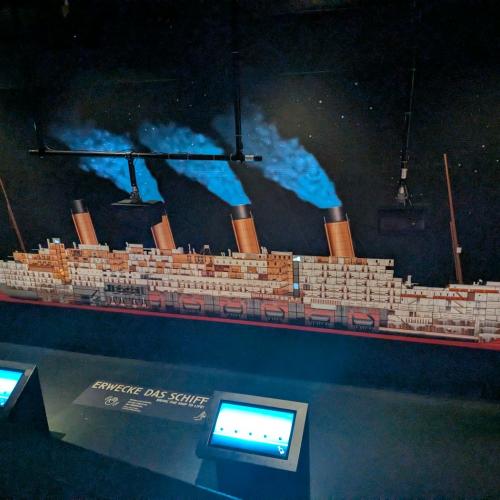 EX Titanic